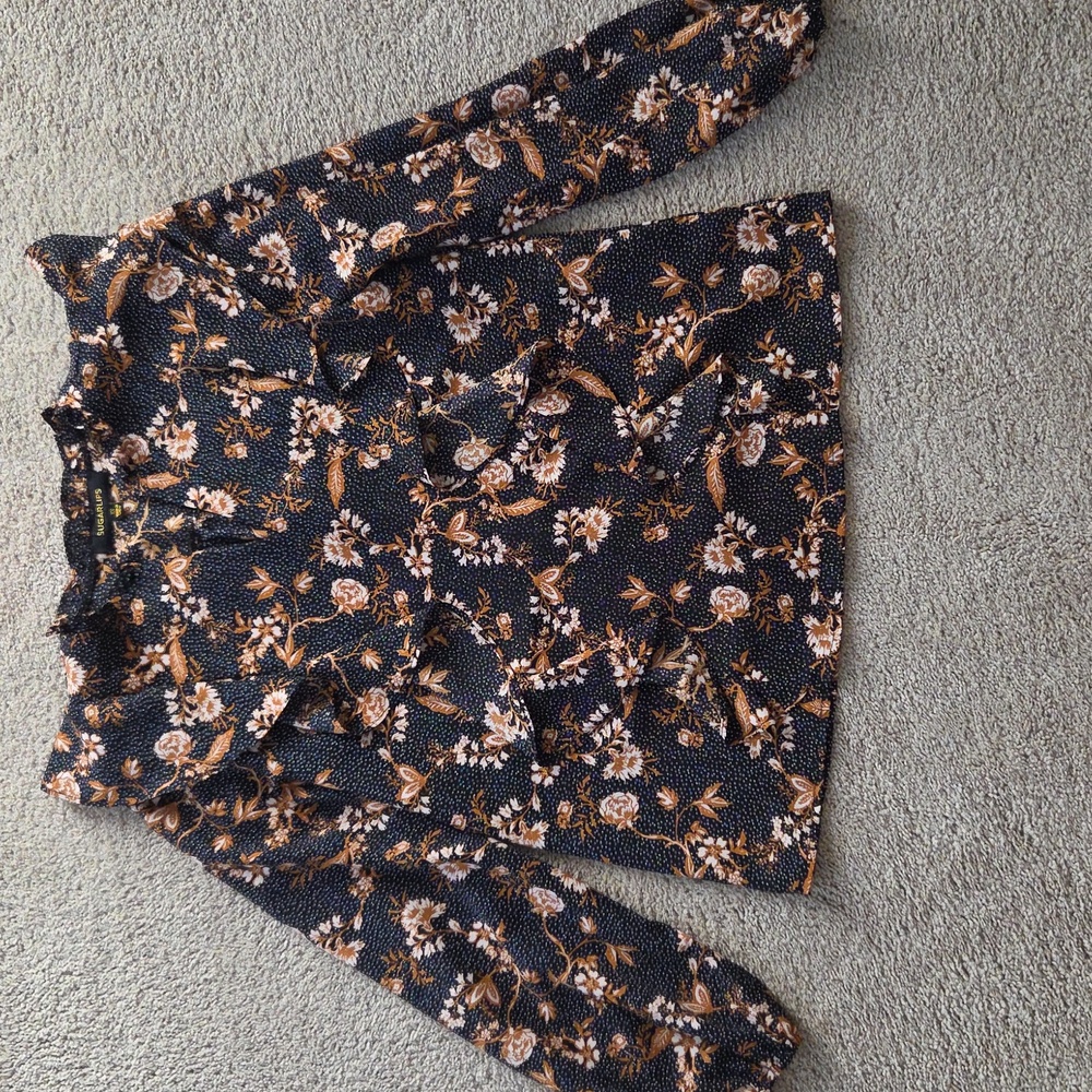 Sugarlips Black and Brown Floral Top